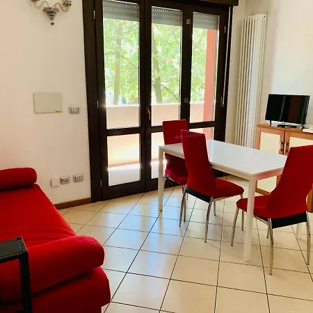 Apartment Free Parking, Close To The Train Station And The Duomo