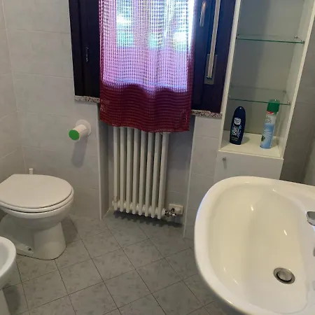 Free Parking, Close To The Train Station And The Duomo Parma